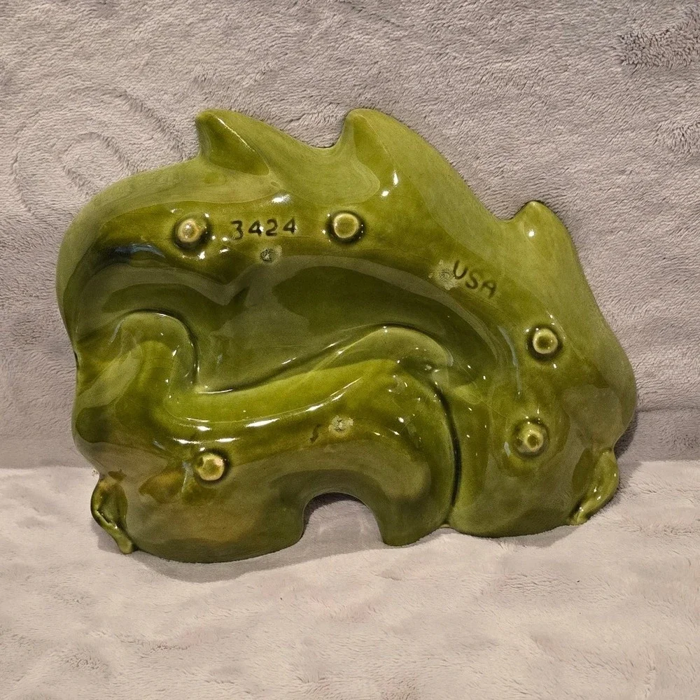 Unbranded vintage ceramic
